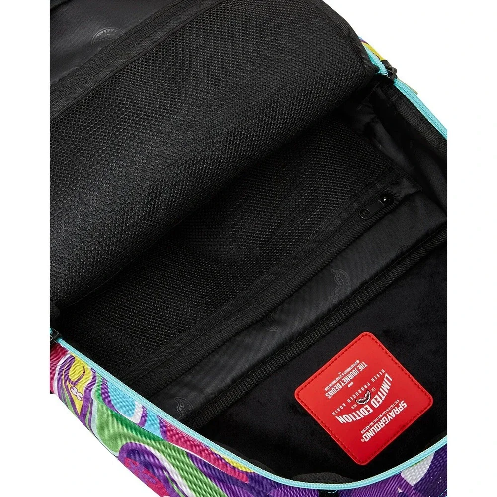 Sprayground trips lips